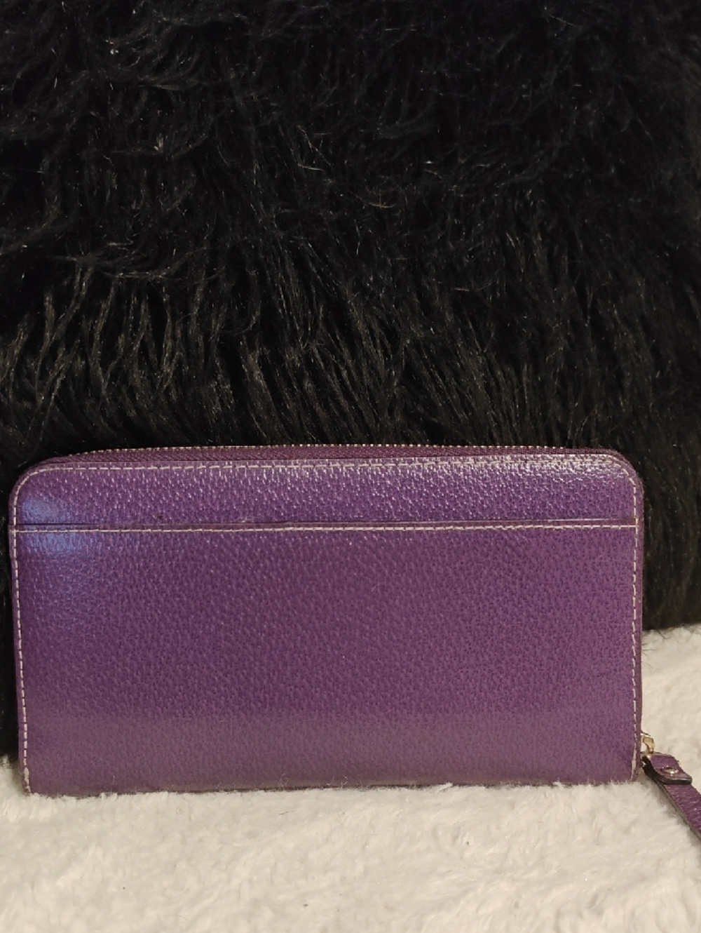 Kate Spade purple zip-around wallet - Picture 2 of 12